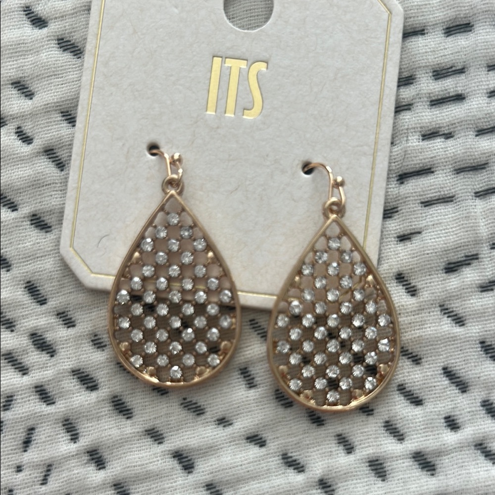 !it jeans Gold and Silver Teardrop Earrings
